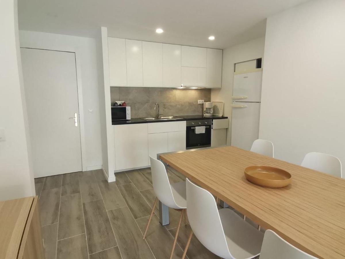 Canyelles Bbq Apartment โยเรตเดมาร์ ภายนอก รูปภาพ